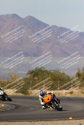 media/Dec-17-2023-CVMA (Sun) [[bf0c04832d]]/Race 4 Amateur Supersport Middleweight/